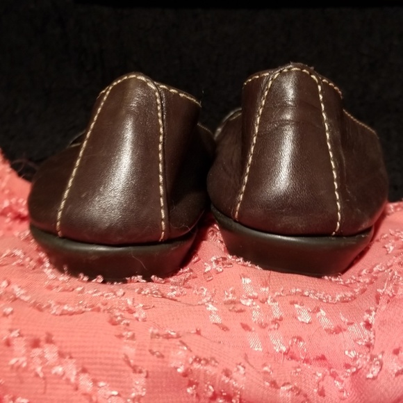 🐣Brown Loafers with Sivler Accent - Picture 3 of 7